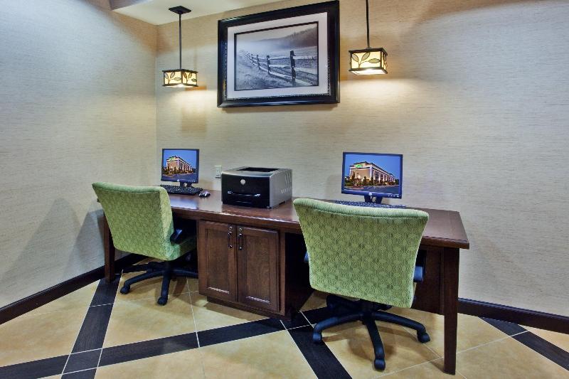 Holiday Inn Express Peachtree Corners Norcross image