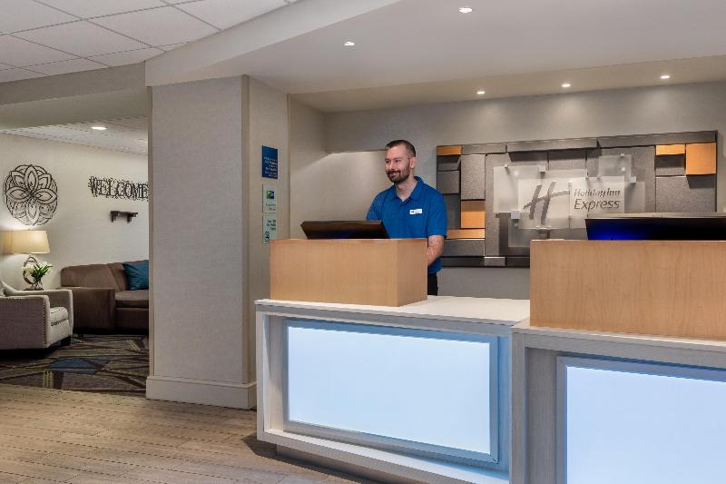 Holiday Inn Express Tallahassee I 10 E image