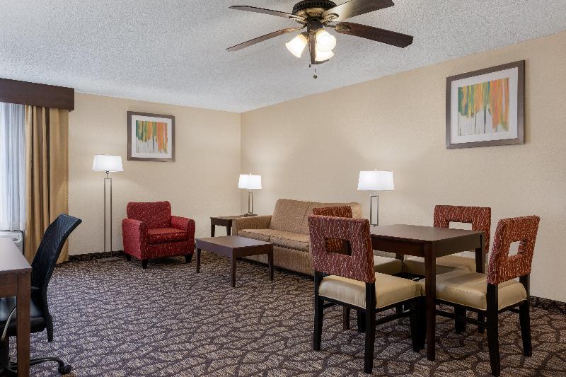 Holiday Inn Express Tallahassee I 10 E image