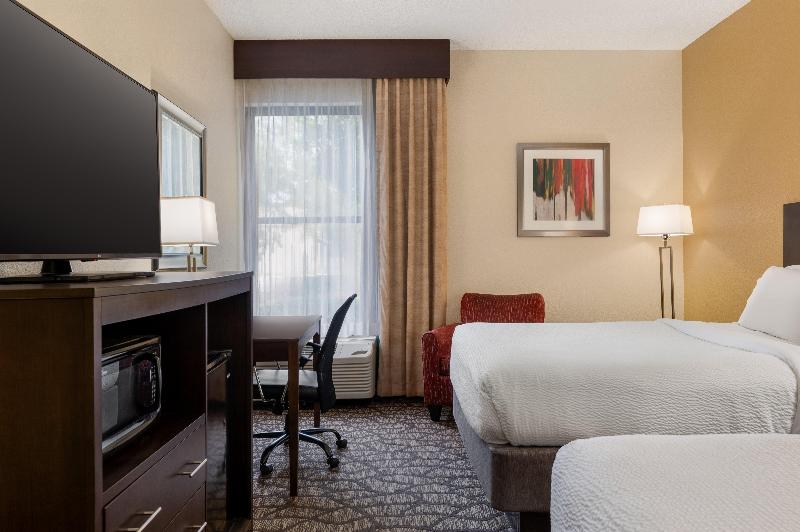 Holiday Inn Express Tallahassee I 10 E image