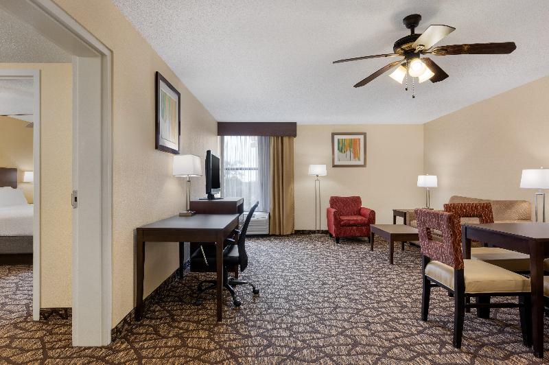 Holiday Inn Express Tallahassee I 10 E image