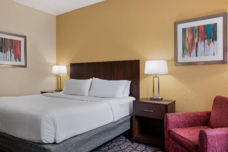 Holiday Inn Express Tallahassee I 10 E image