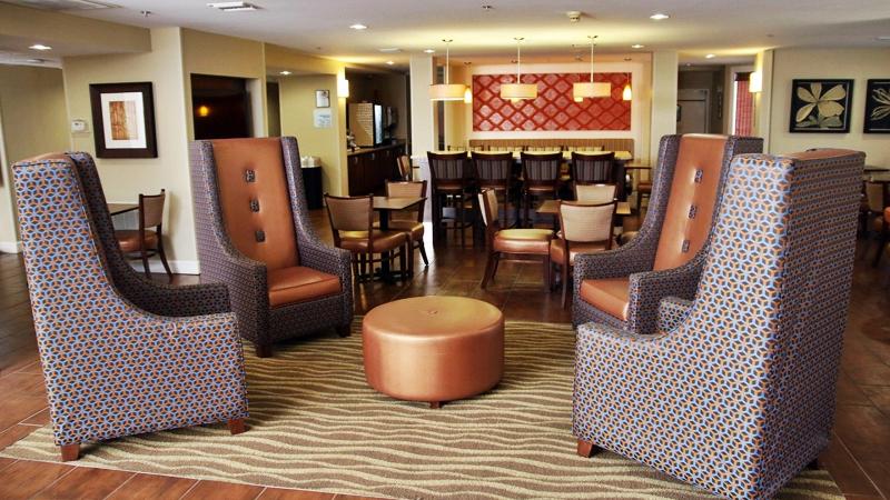 Holiday Inn Express Tifton image