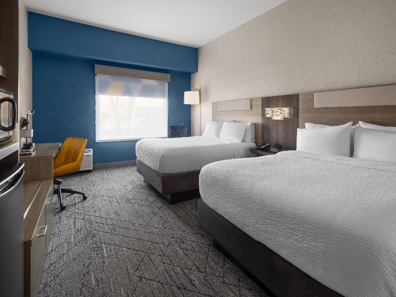 Holiday Inn Express Tifton image