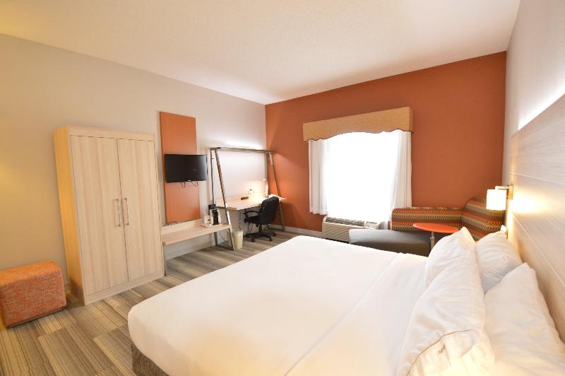 Holiday Inn Express Toledo-Oregon By IHG photo 17
