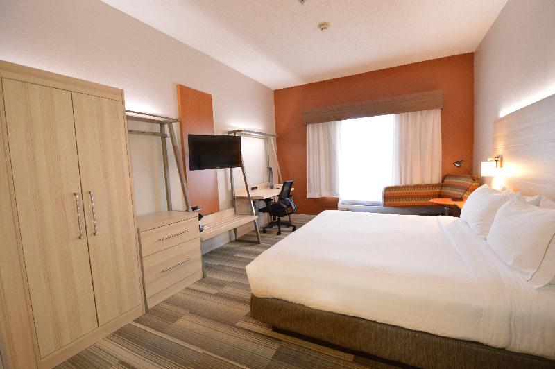 Holiday Inn Express Toledo-Oregon By IHG photo 21
