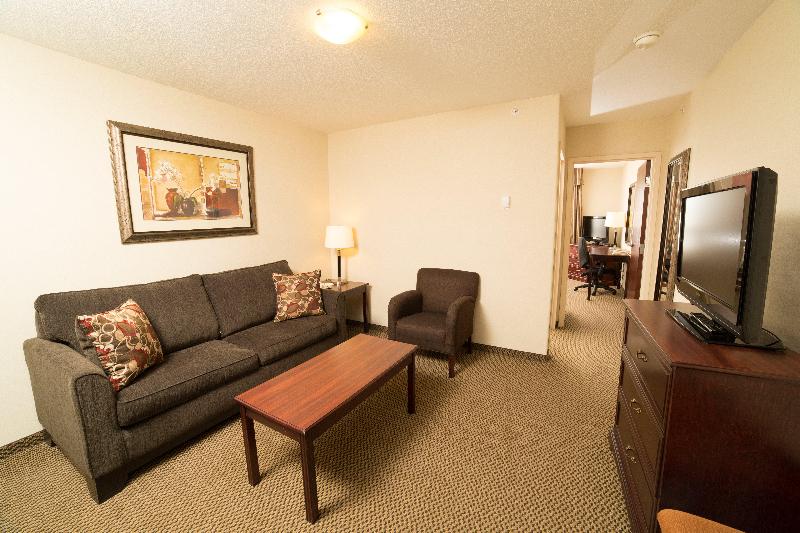 Holiday Inn Hotel and Suites Lloydminster photo 15