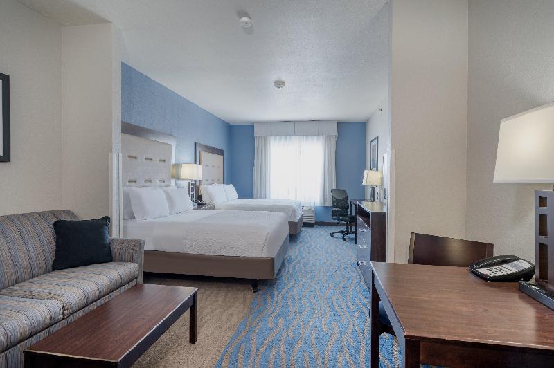 Holiday Inn Express and Suites Edwardsville image