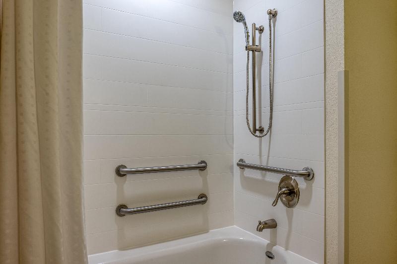 Holiday Inn Express and Suites Edwardsville image