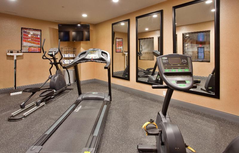 Holiday Inn Express and Suites St Louis Airport image