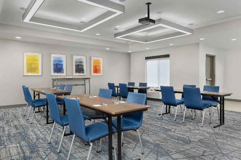Holiday Inn Express and Suites Superior image