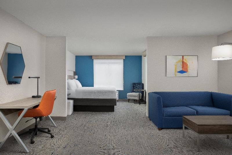 Holiday Inn Express and Suites Superior image