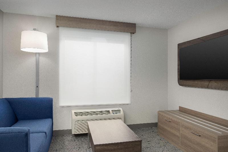 Holiday Inn Express and Suites Superior image