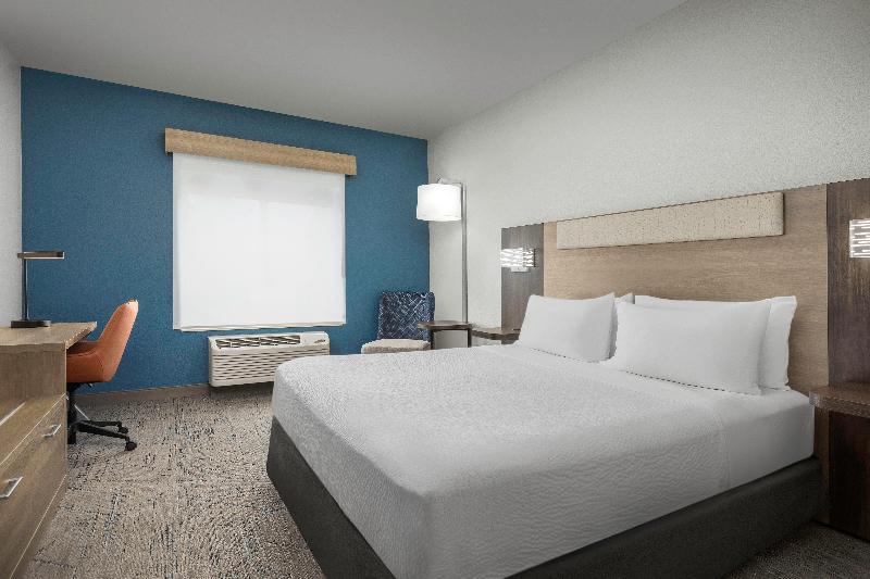 Holiday Inn Express and Suites Superior image