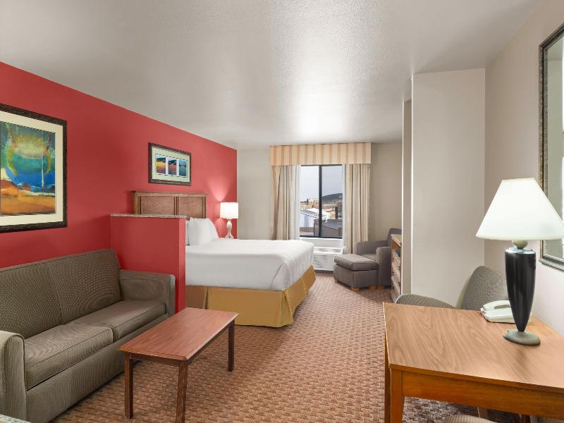 Baymont Inn & Suites by Wyndham Sturgis image