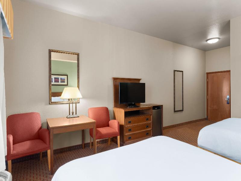 Baymont Inn & Suites by Wyndham Sturgis image