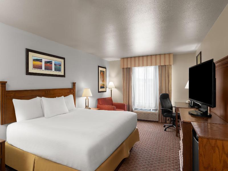 Baymont Inn & Suites by Wyndham Sturgis image