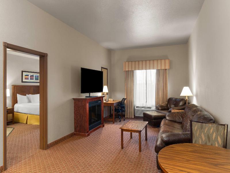 Baymont Inn & Suites by Wyndham Sturgis image