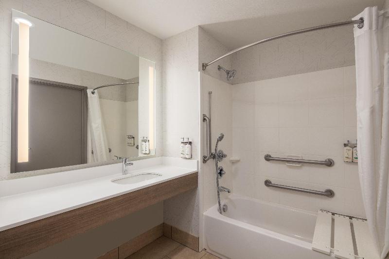 Holiday Inn Express Bothell image