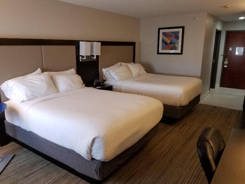 Holiday Inn Express Birch Run Frankenmuth Area photo 12