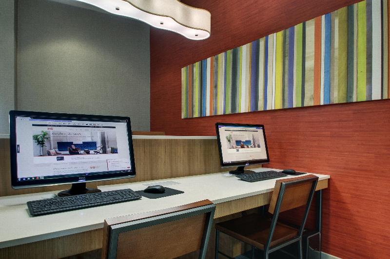 Holiday Inn Express Vernon College Area (Hwy 287) image