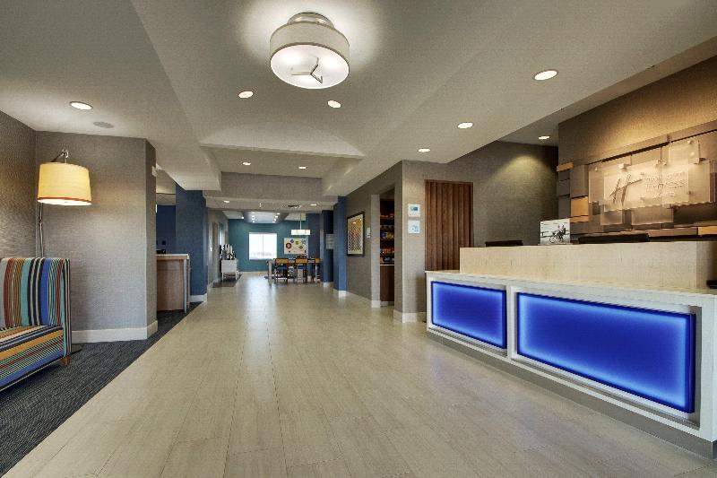 Holiday Inn Express Vernon College Area (Hwy 287) image