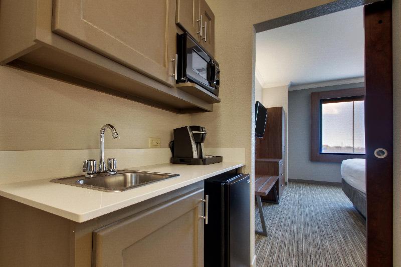 Holiday Inn Express Vernon College Area (Hwy 287) image