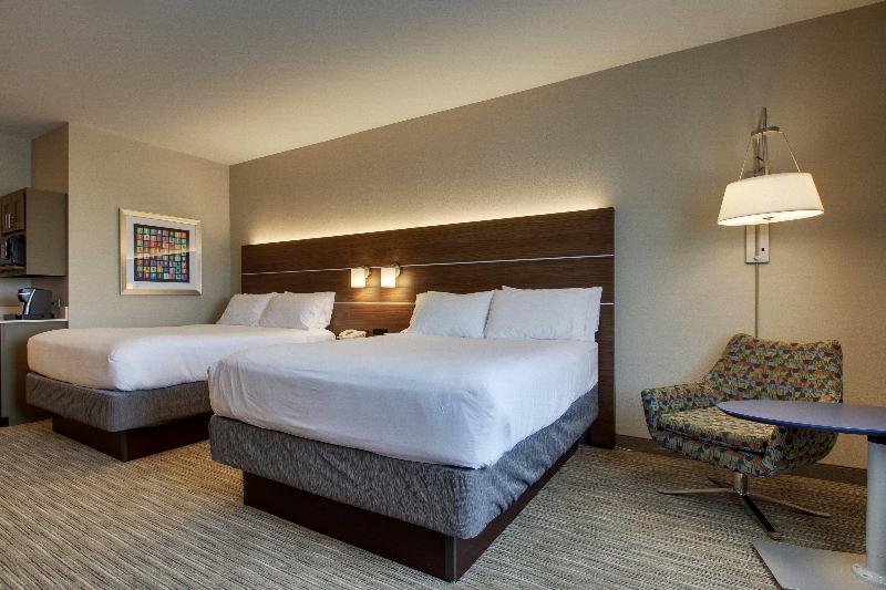Holiday Inn Express Vernon College Area (Hwy 287) image
