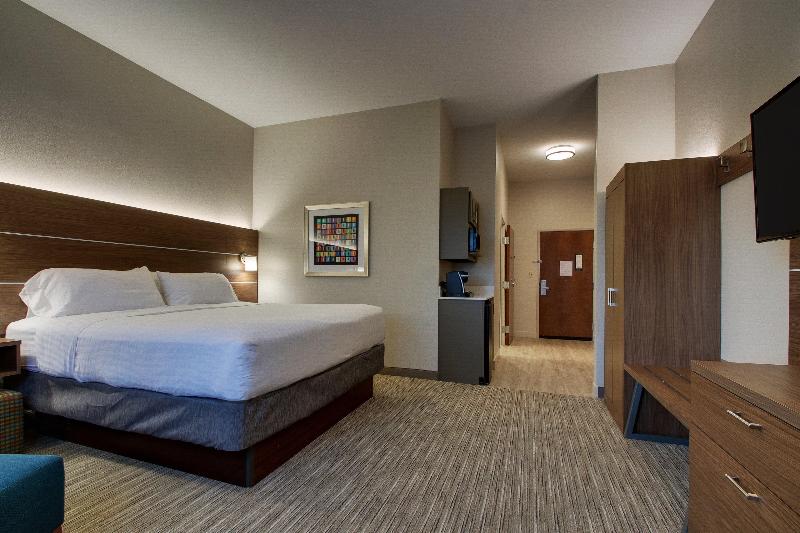 Holiday Inn Express Vernon College Area (Hwy 287) image