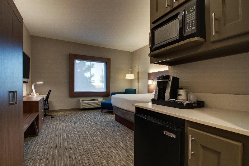 Holiday Inn Express Vernon College Area (Hwy 287) image