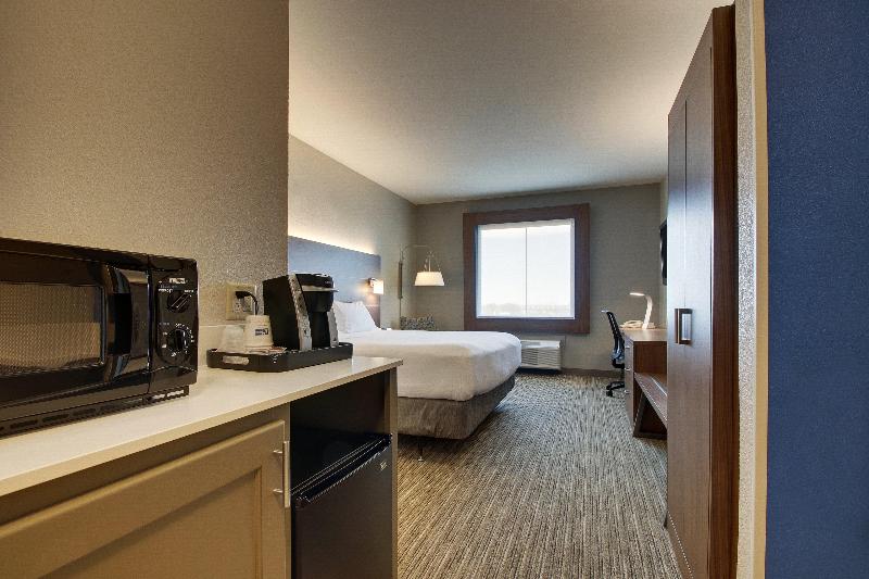Holiday Inn Express Vernon College Area (Hwy 287) image