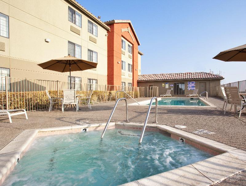 Holiday Inn Express Westley North Patterson Area image