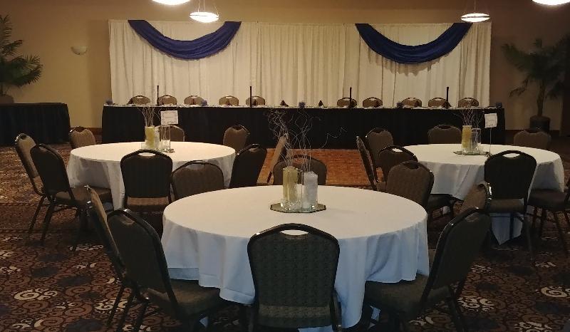 Holiday Inn Purdue - Fort Wayne image