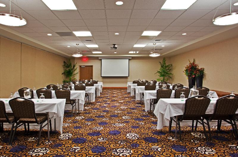 Holiday Inn Purdue - Fort Wayne image