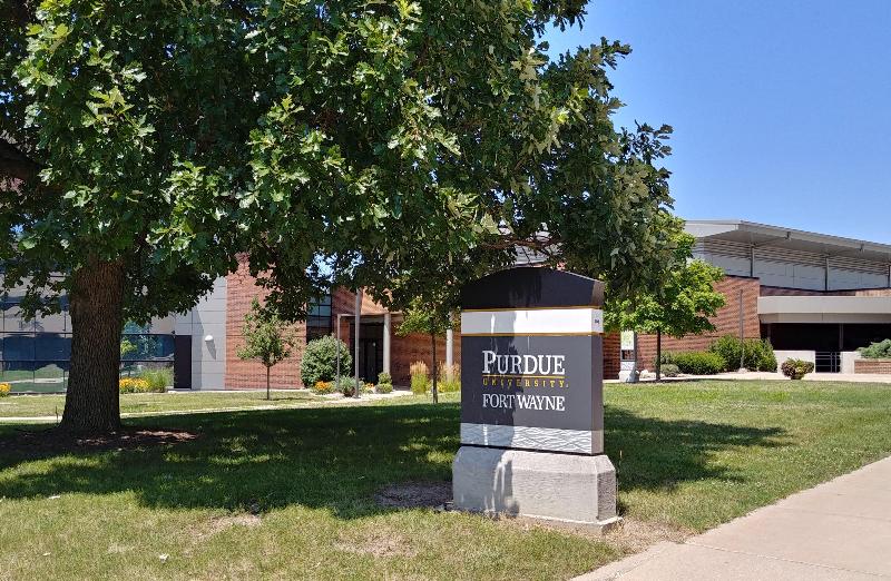 Holiday Inn Purdue - Fort Wayne image