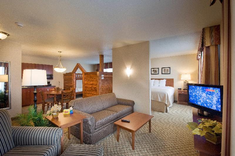 1 King 1 Bunk Suite (2 Adults  )
