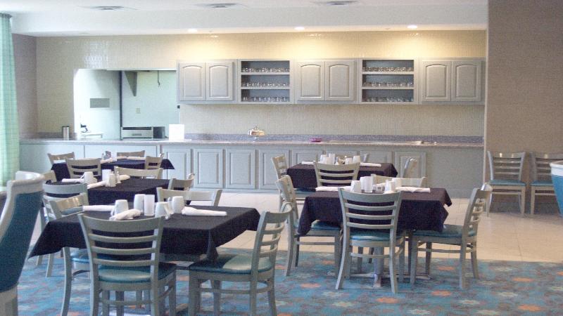 Holiday Inn Guin image