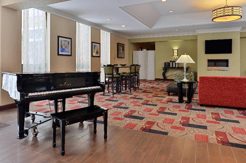 Holiday Inn New London Mystic Area