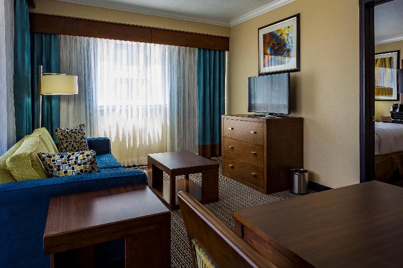 Fairfield inn & Suites Houston Downtown image