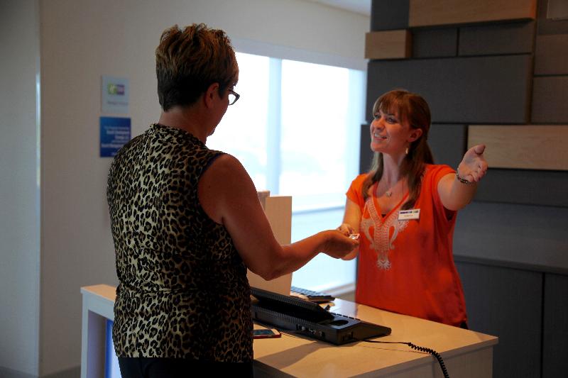Holiday Inn Express & Suites Oswego By IHG image