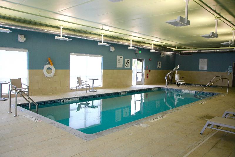 Holiday Inn Express & Suites Oswego By IHG image
