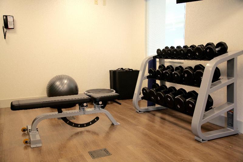 Holiday Inn Express & Suites Oswego By IHG image