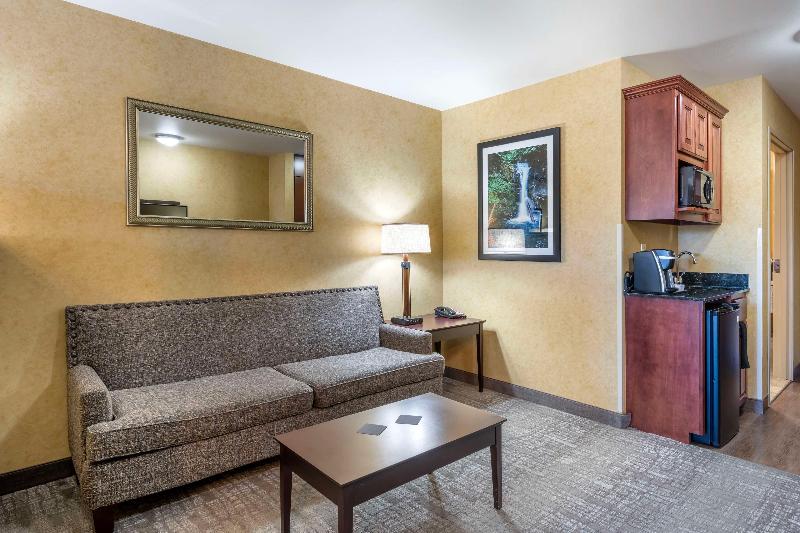 Best Western Plus Ponderay Mountain Lodge image