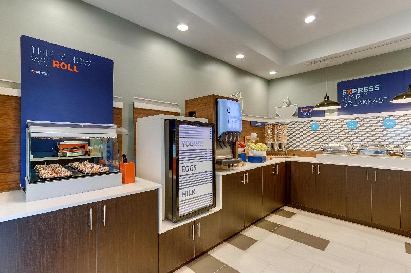 Holiday Inn Express & Suites Corbin By IHG image