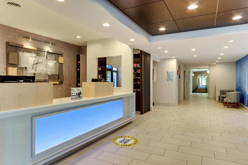 Holiday Inn Express & Suites Corbin By IHG image