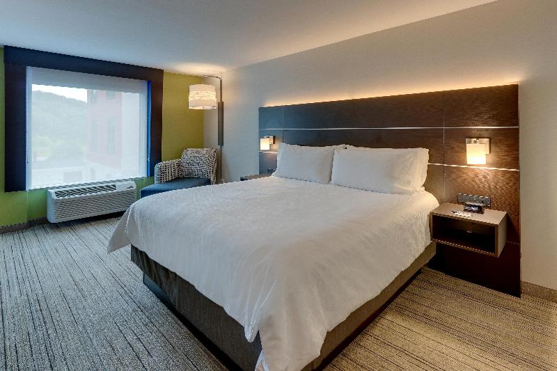 Holiday Inn Express & Suites Corbin By IHG image
