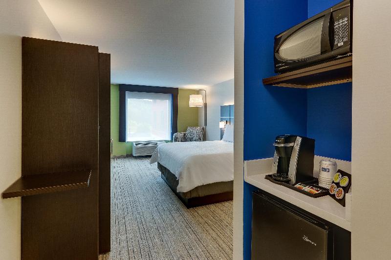 Holiday Inn Express & Suites Corbin By IHG image