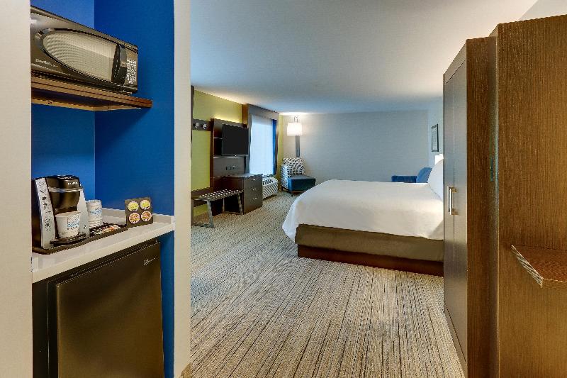Holiday Inn Express & Suites Corbin By IHG image