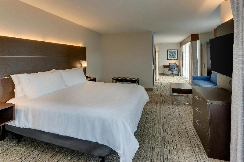 Holiday Inn Express & Suites Corbin By IHG image