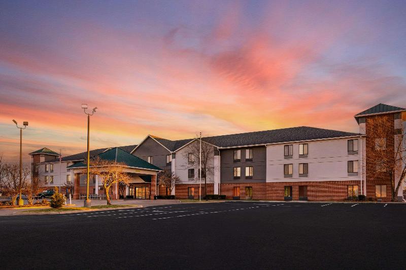 Quality Inn image